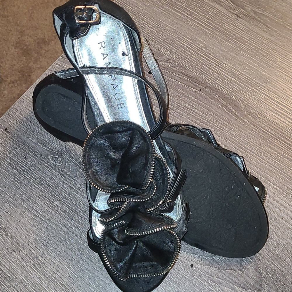 Sandals/flats - Picture 4 of 4